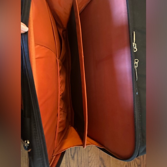 Briggs&Riley verb rolling briefcase w/ lifetime repair guarantee - Picture 8 of 16